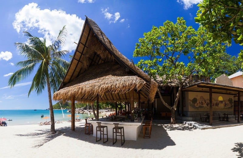 phangan-beach-dining-2