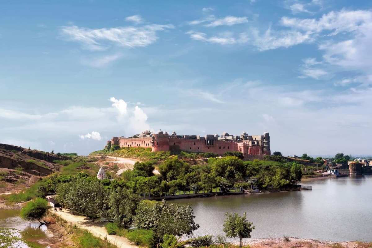 View of Six Senses Fort Barwara from afar