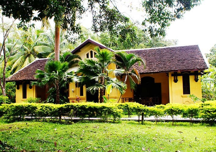 sala 3 One of the french colonial buildings of Sala Don Khone in southern Laos
