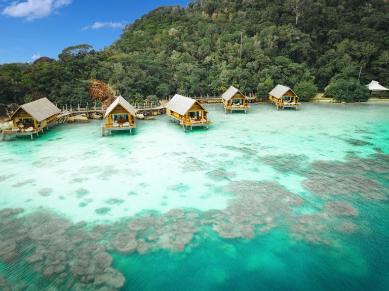 Bawah Bawah reserve bet floating resorts Malaysia