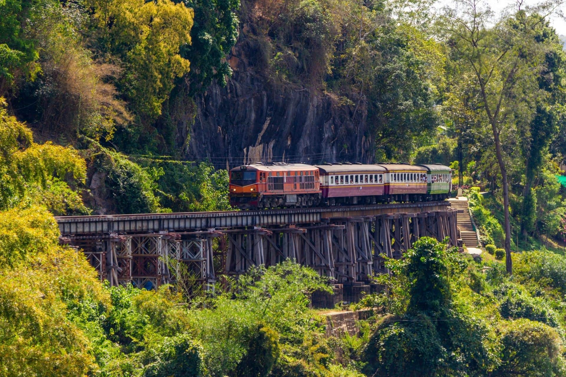 train thailadn etg