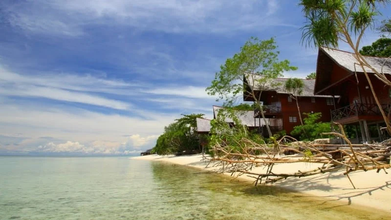 lankayan island beach borneo Unfortunately, FCO warnings are in place that covers the diving haven of Lankayan Island