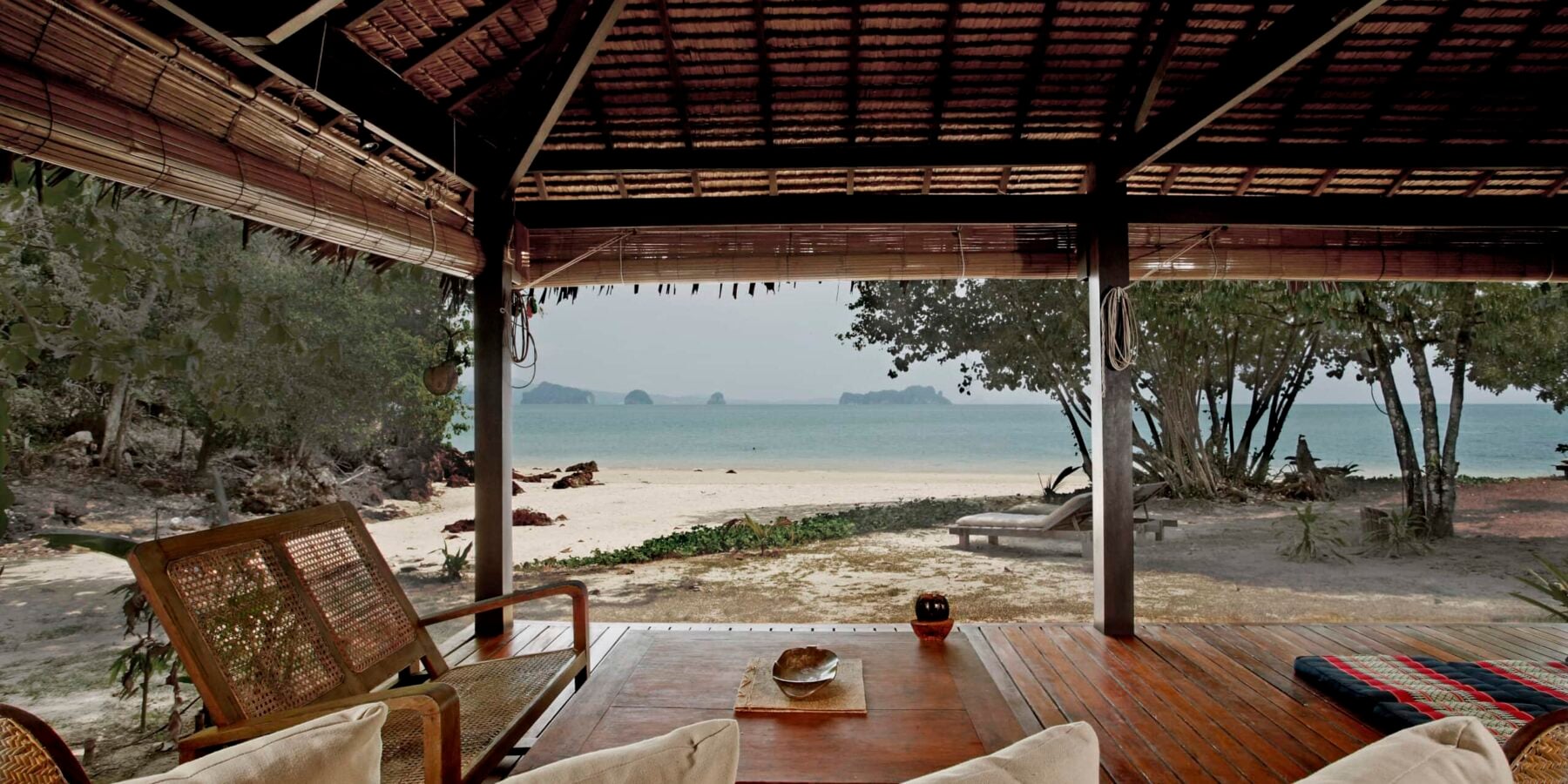 Beachfront villa at Koyao island resort Beachfront villa at Koyao island resort