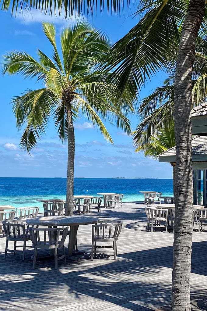 Hurawalhi in the Maldives - typical restaurant views Hurawalhi in the Maldives - typical restaurant views