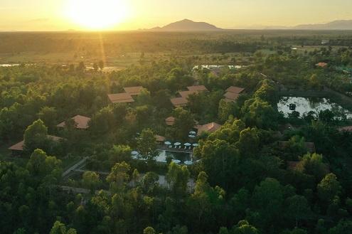 Farmhouse Resort & Spa