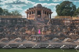Off The Beaten Track Gujarat & Madhya Pradesh