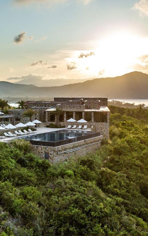 THE FINEST LUXURY HOTELS IN VIETNAM