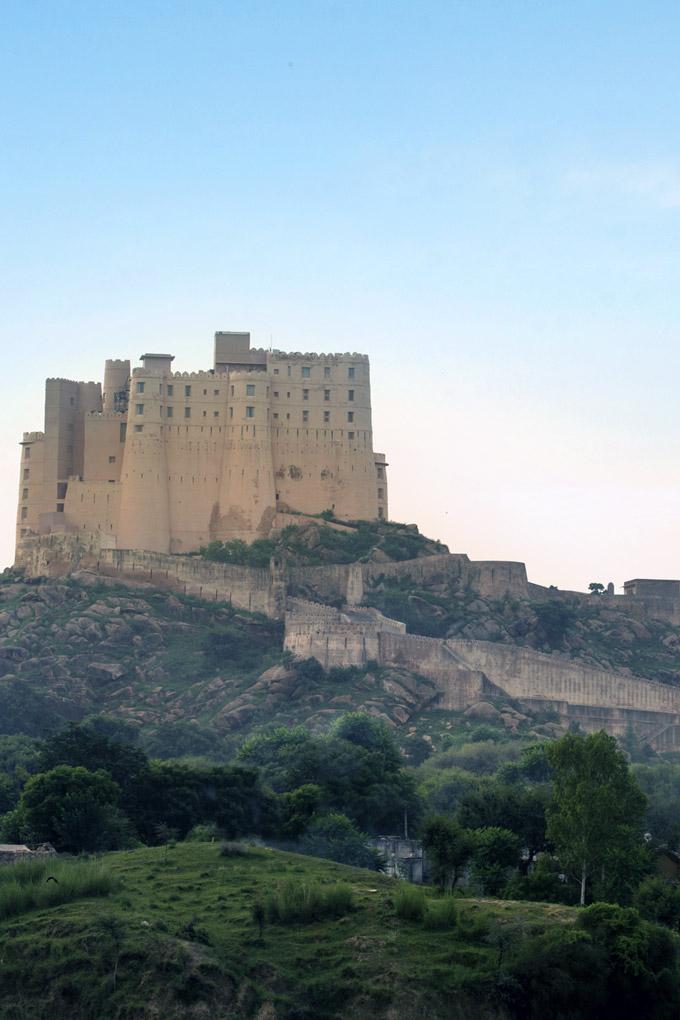 HANDPICKED HOTELS IN INDIA